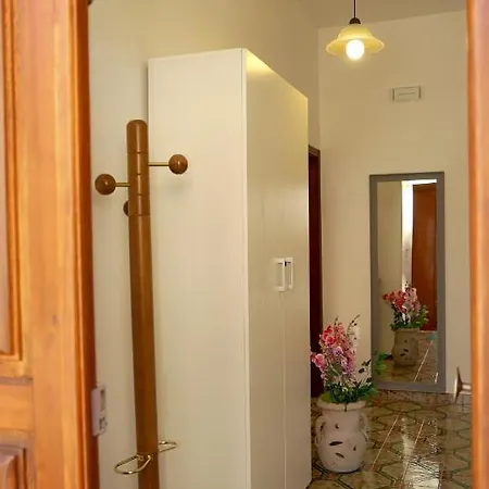 Holiday home Angolo Fiorito