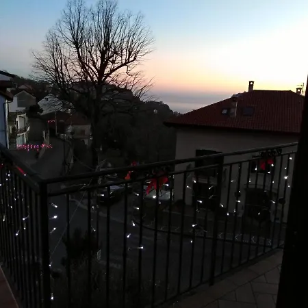 Holiday home Angolo Fiorito