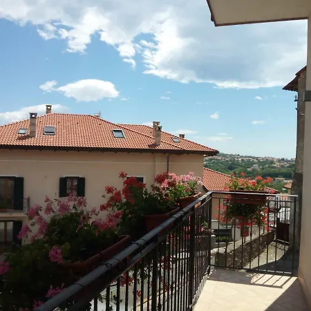 Angolo Fiorito Ferienhaus *